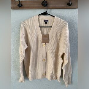 NWT Patagonia Cream Sweater/Cardigan